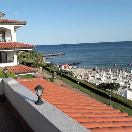 каса реал с 2 спальнями アパート