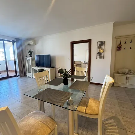 каса реал с 2 спальнями Appartement
